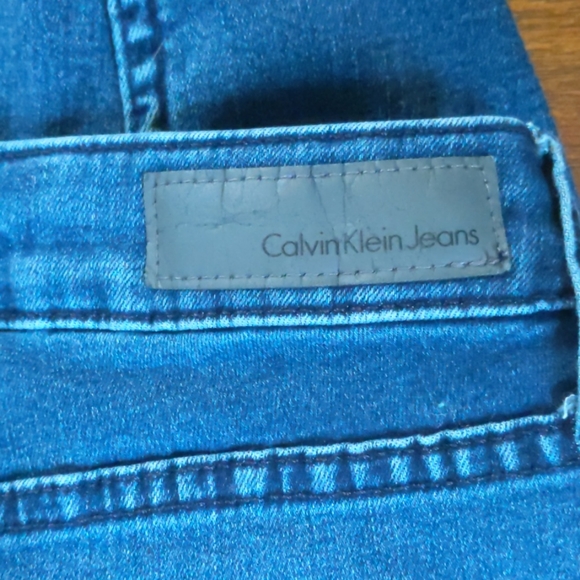 EUC Calvin Klein Jeans Ultimate Skinny - Picture 4 of 4